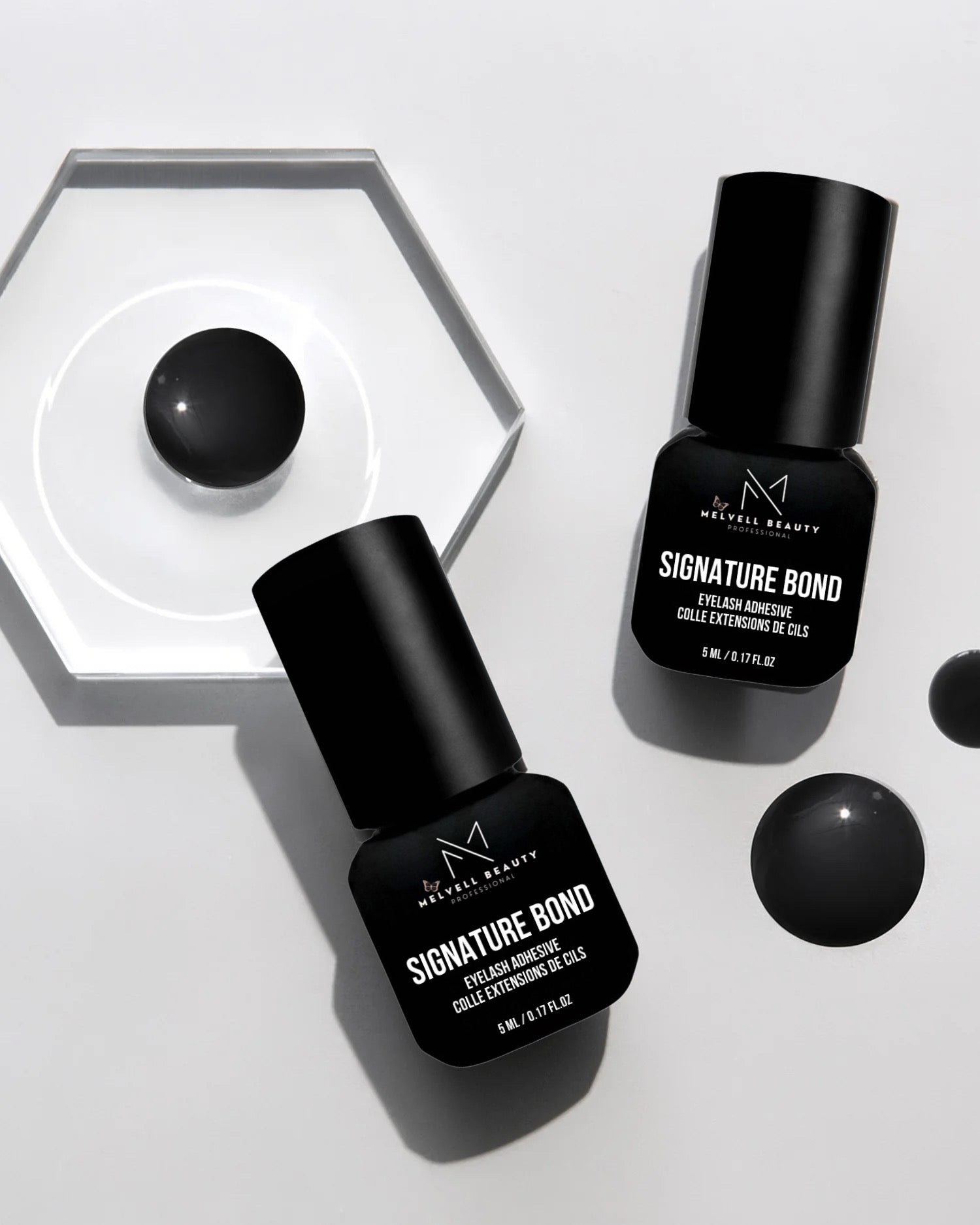 Colle noire extensions de cils Signature Bond pour volume russe et cil à cil
